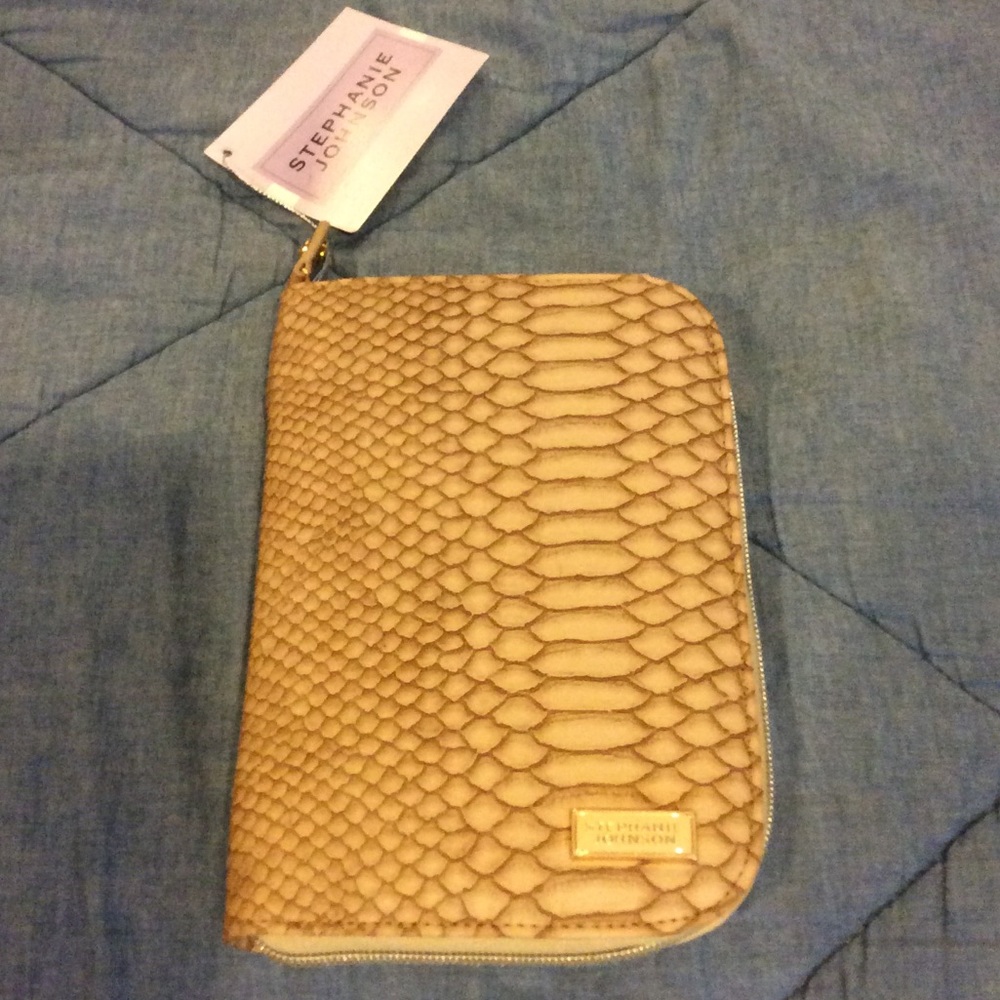 Never used Stephanie Johnson Jewlery Case